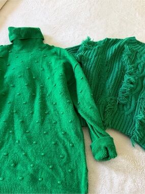 Green Womens Textured Sweater Bundle
